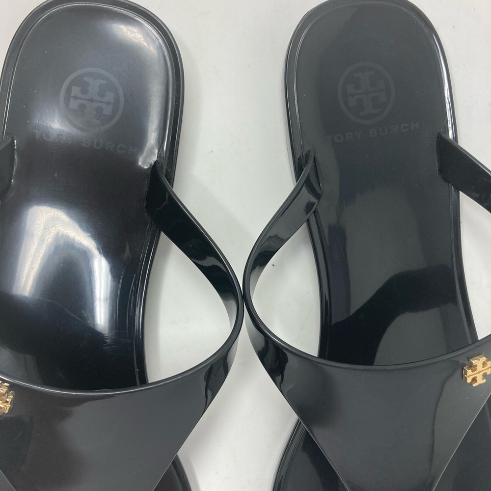 Tory Burch Black Jelly Thong Sandals with Gold Logo - Picture 3 of 7